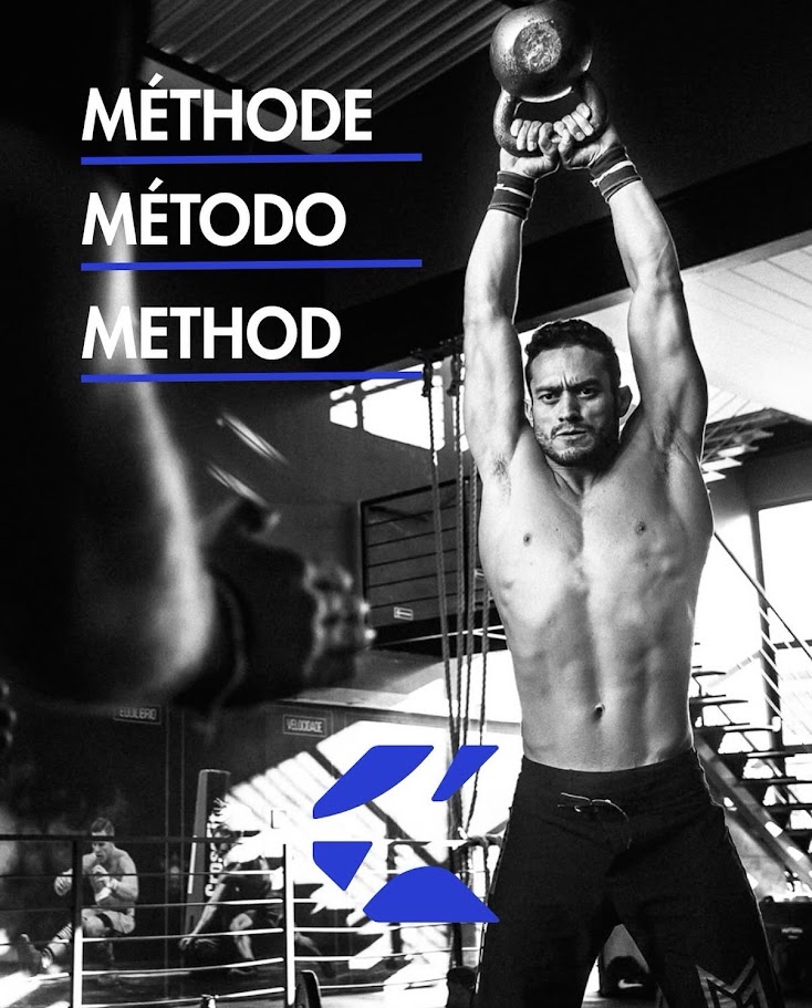 César Ribeiro treinando com Kettlebell